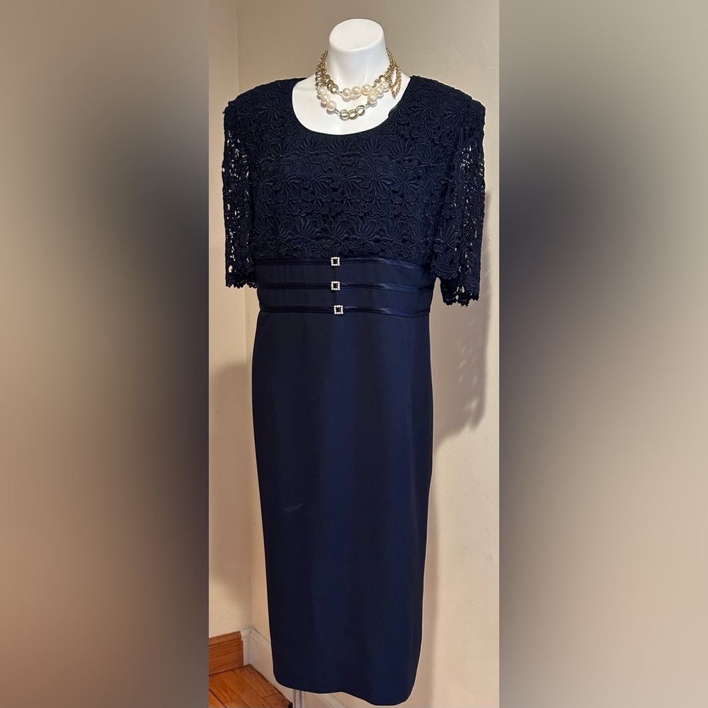 Night Studio New York Vintage Navy Blue Lace Top  Gold Jewels In Front SZ 20